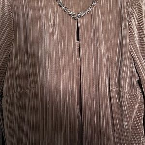 Cachet Wedding. Mother of the bride. Formal event. 2 pc plus size 18w